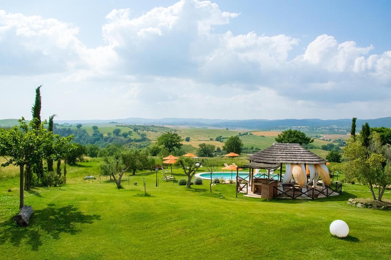 Bio Agriturismo La Bell'Antiglia Montemerano Exterior foto